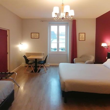 Hotel Le Dormeux Mehun-sur-Yevre 外观 照片