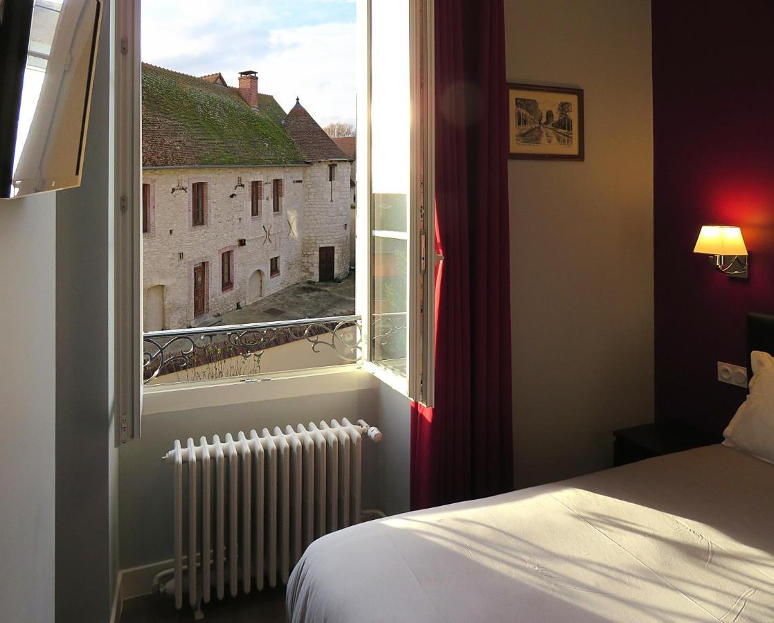 Hotel Le Dormeux Mehun-sur-Yevre 外观 照片