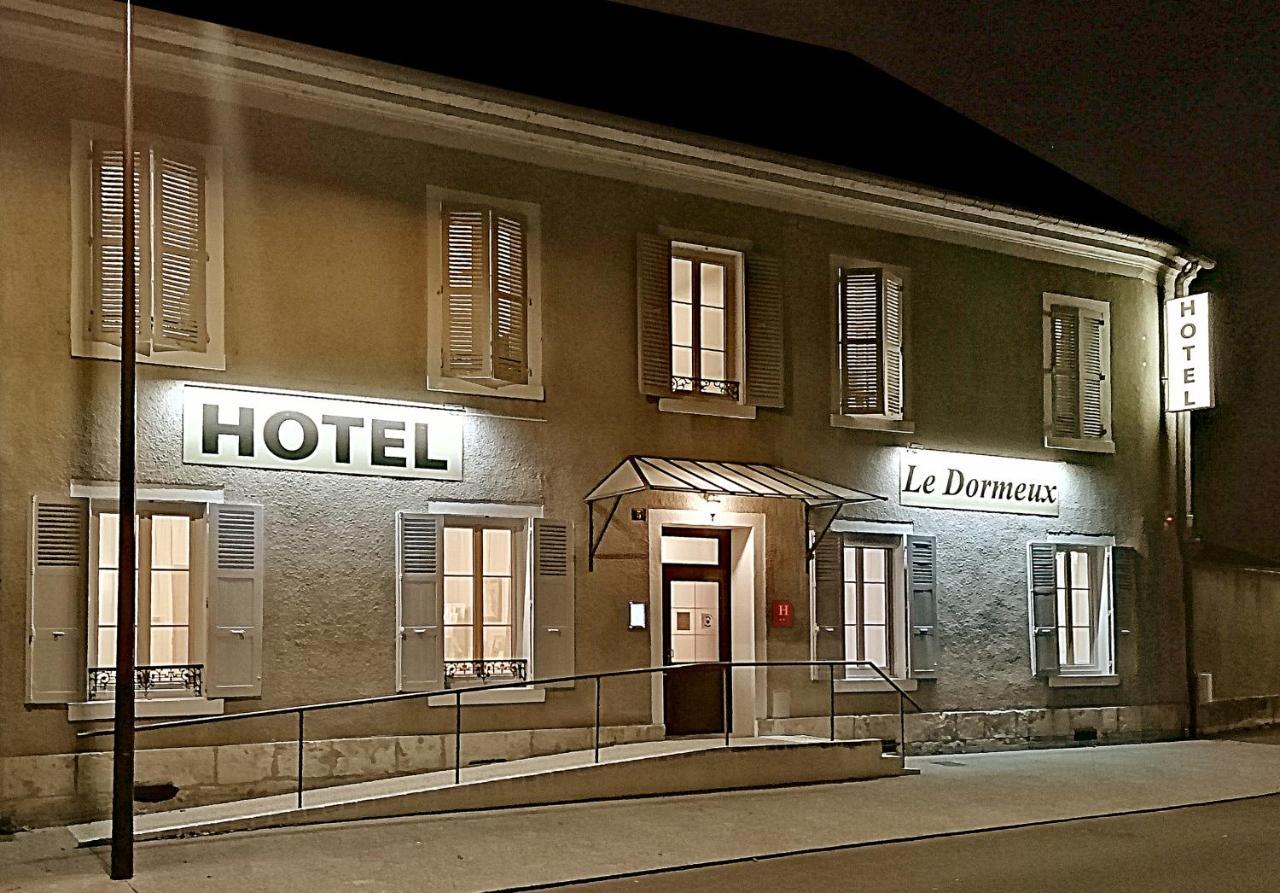 Hotel Le Dormeux Mehun-sur-Yevre 外观 照片