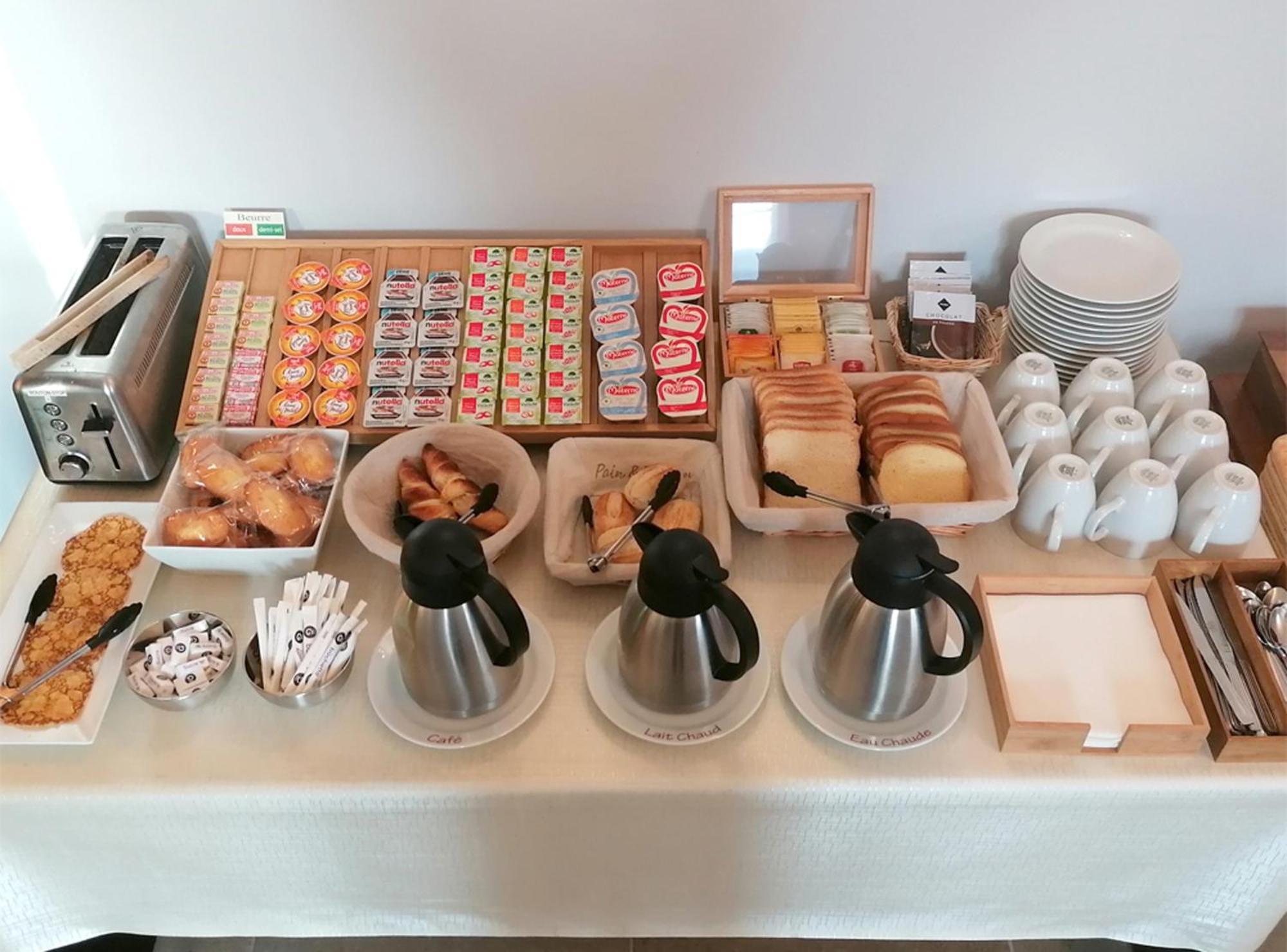 Hotel Le Dormeux Mehun-sur-Yevre 外观 照片